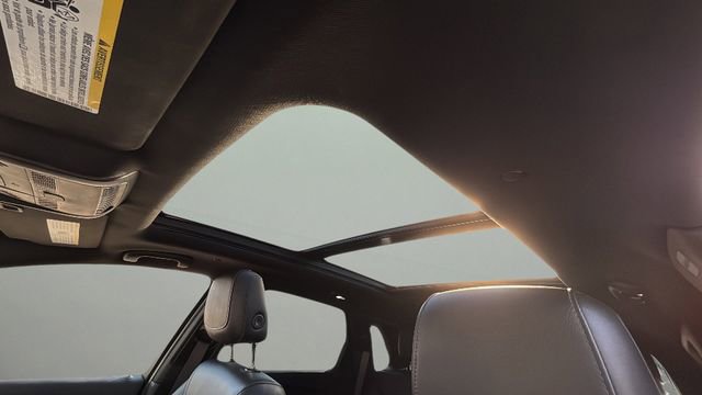 Used 2022 Cadillac XT5 Premium Luxury AWD/4WD image 19