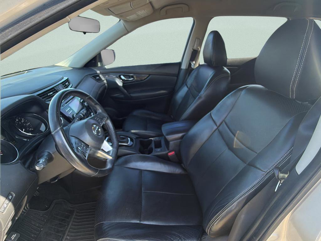 Used 2017 Nissan Rogue SV FWD image 18