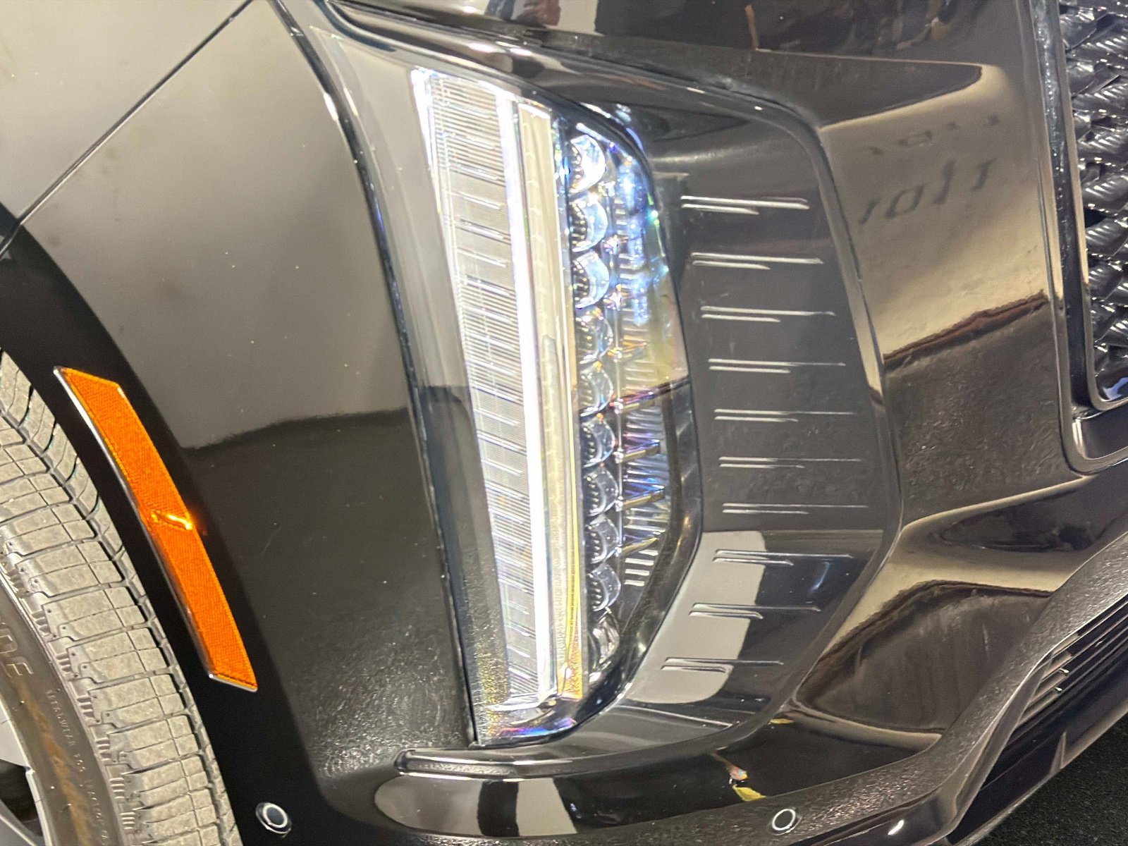 Used 2026 Cadillac Escalade Sport w/ Touring Package image 9