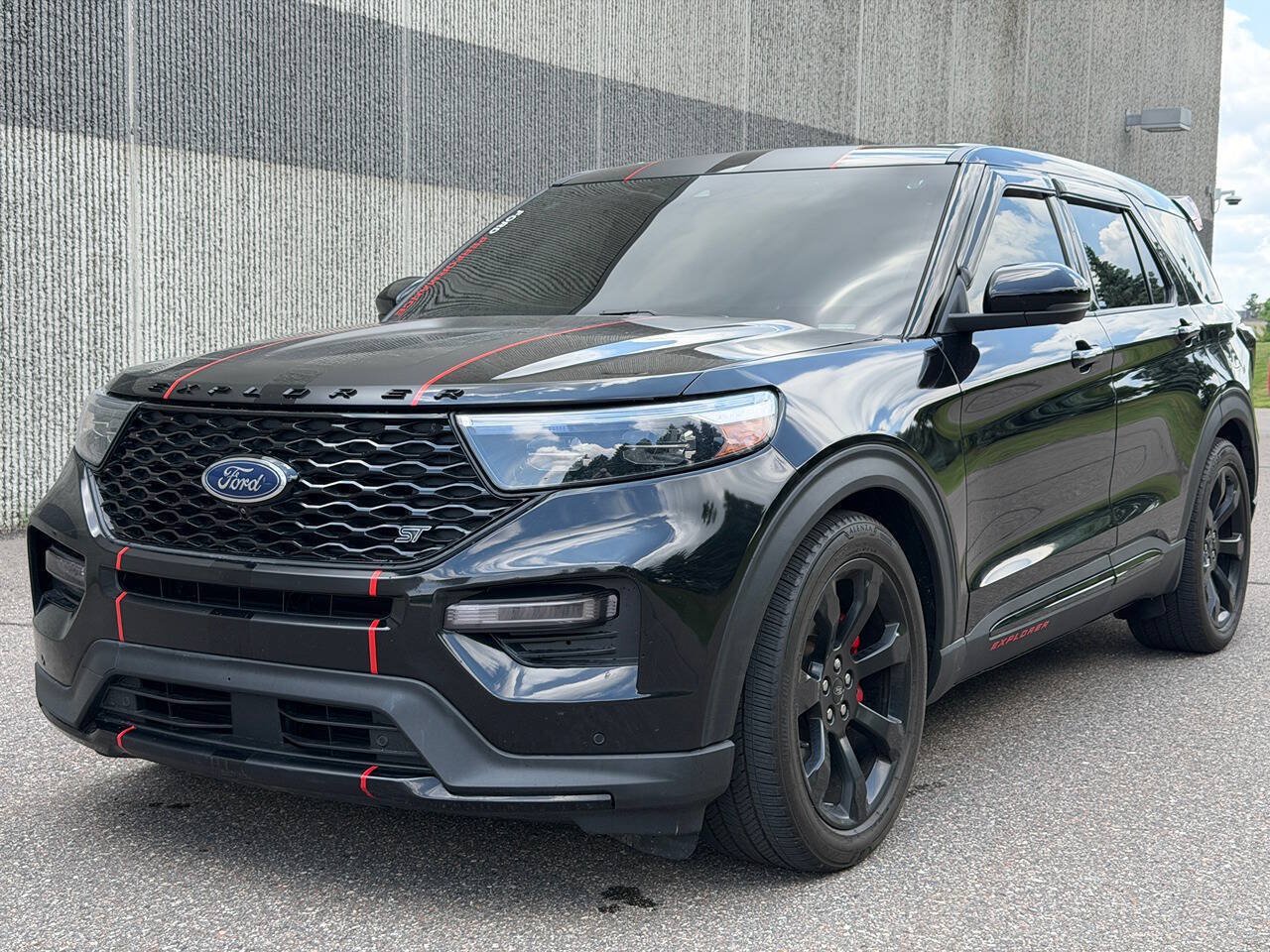 Used 2022 Ford Explorer ST w/ Equipment Group 401A AWD/4WD image 1