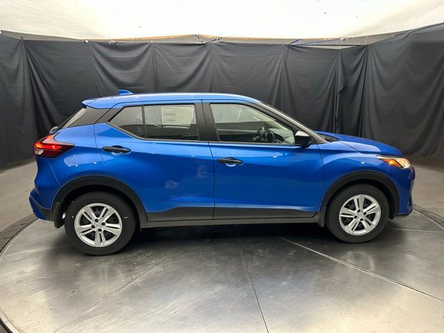 Used 2025 Nissan Kicks Play S image 25