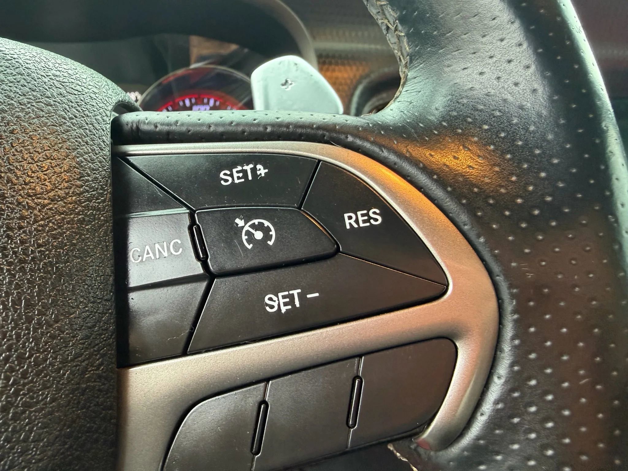 Used 2015 Dodge Charger SRT Hellcat w/ Harman/Kardon Audio Group image 18