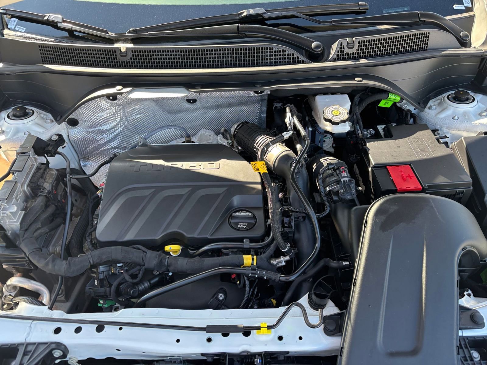 Used 2025 Buick Envista Sport Touring image 30