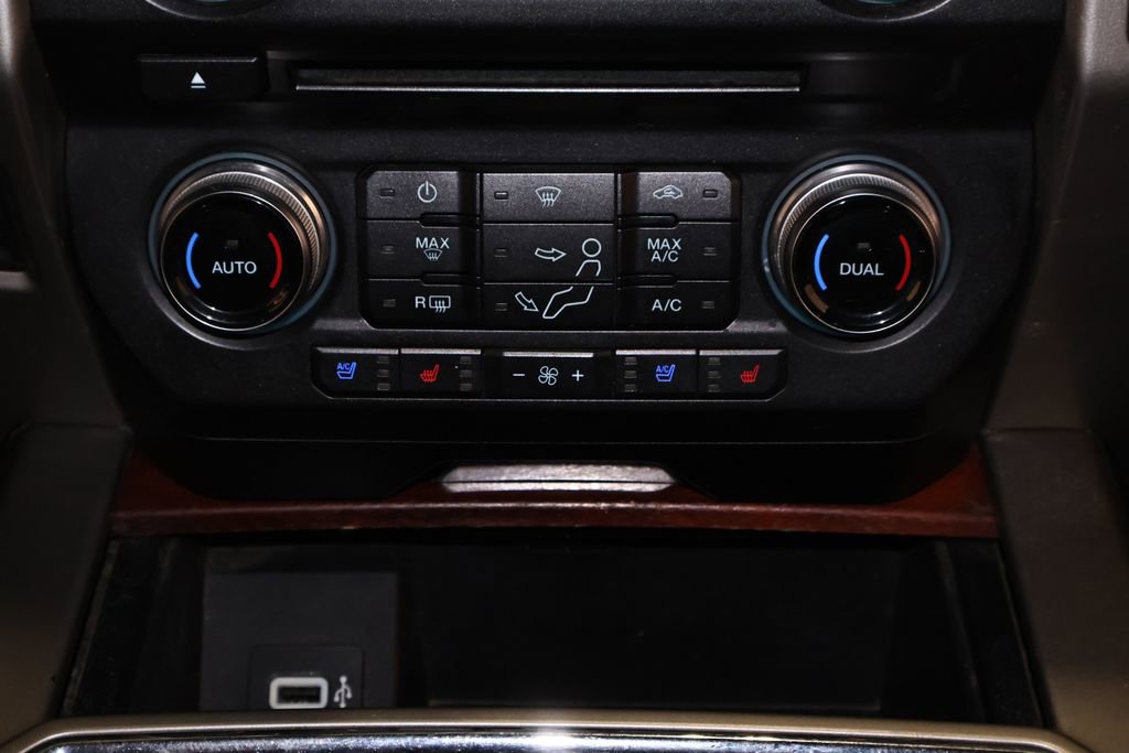 Used 2017 Ford F250 King Ranch w/ Chrome Package image 32