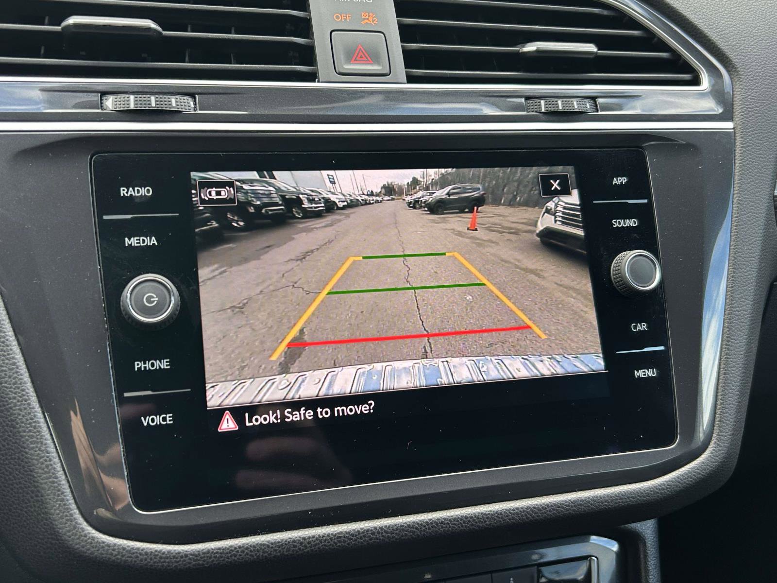 Used 2024 Volkswagen Tiguan Wolfsburg Edition image 26