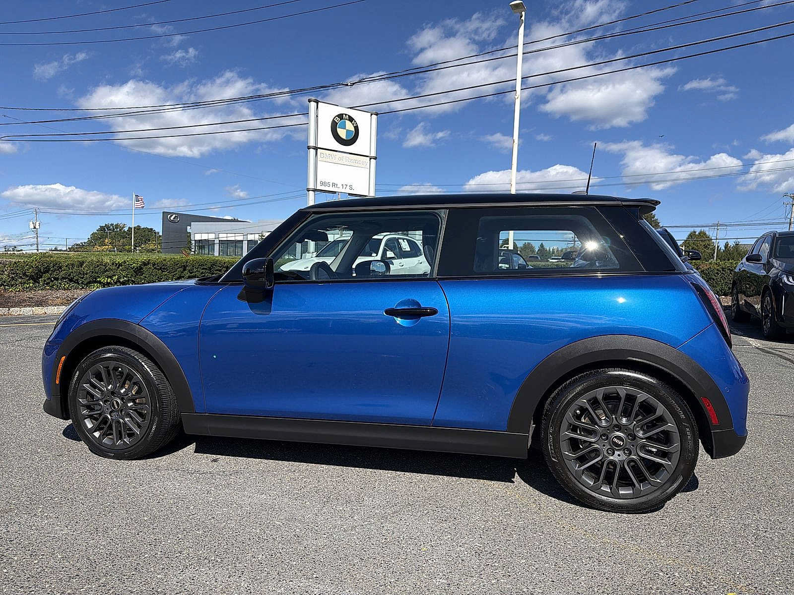 Used 2025 MINI Cooper S FWD image 11