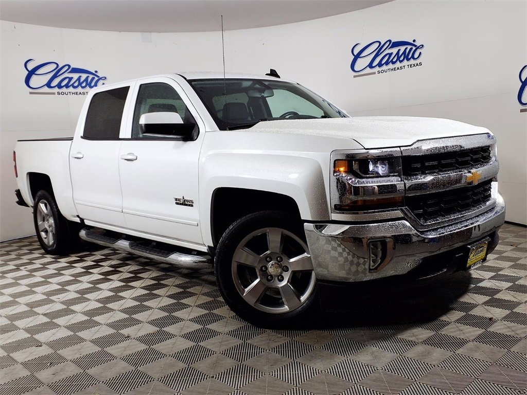 Used 2018 Chevrolet Silverado 1500 LT w/ Texas Edition image 1