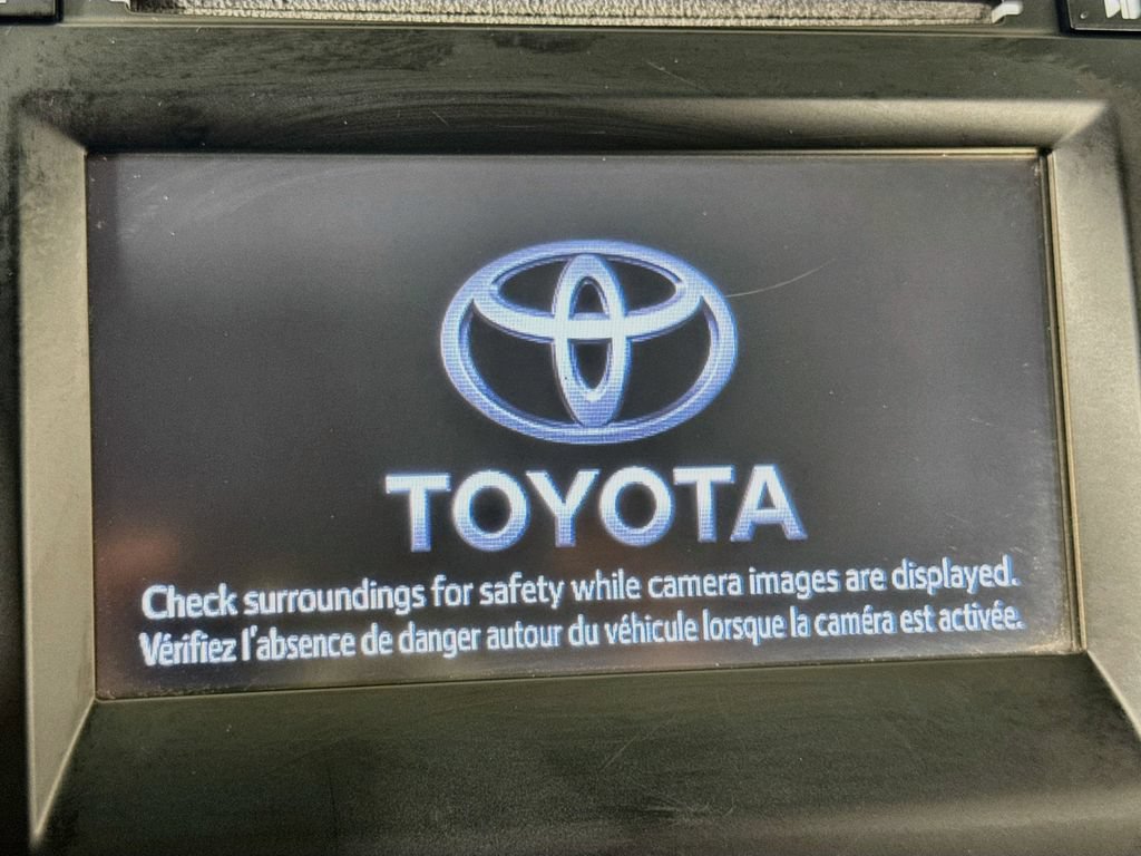 Used 2017 Toyota Camry LE FWD image 26
