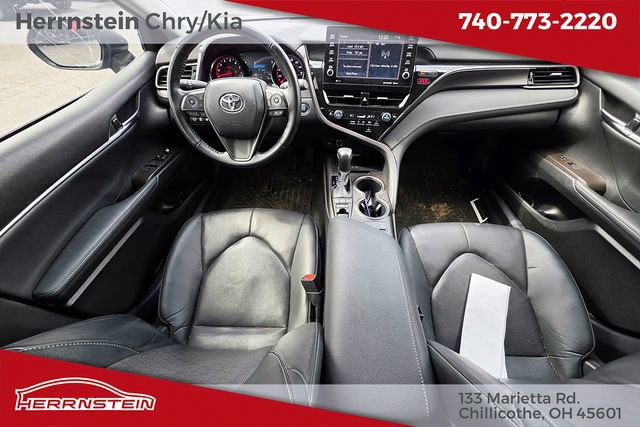 Used 2022 Toyota Camry XSE image 12