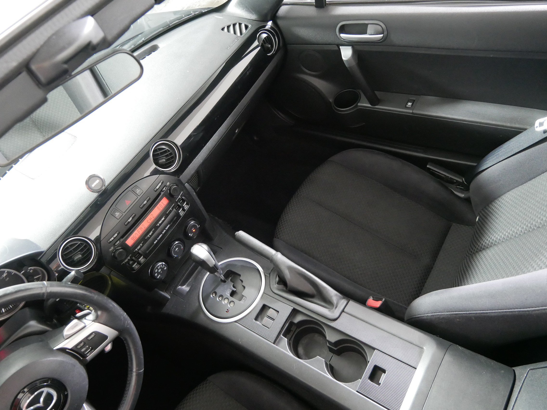 Used 2008 MAZDA MX-5 Miata Touring RWD image 11