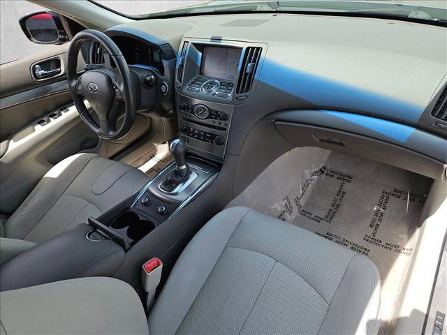 Used 2013 INFINITI G37 Journey w/ Premium Pkg image 21