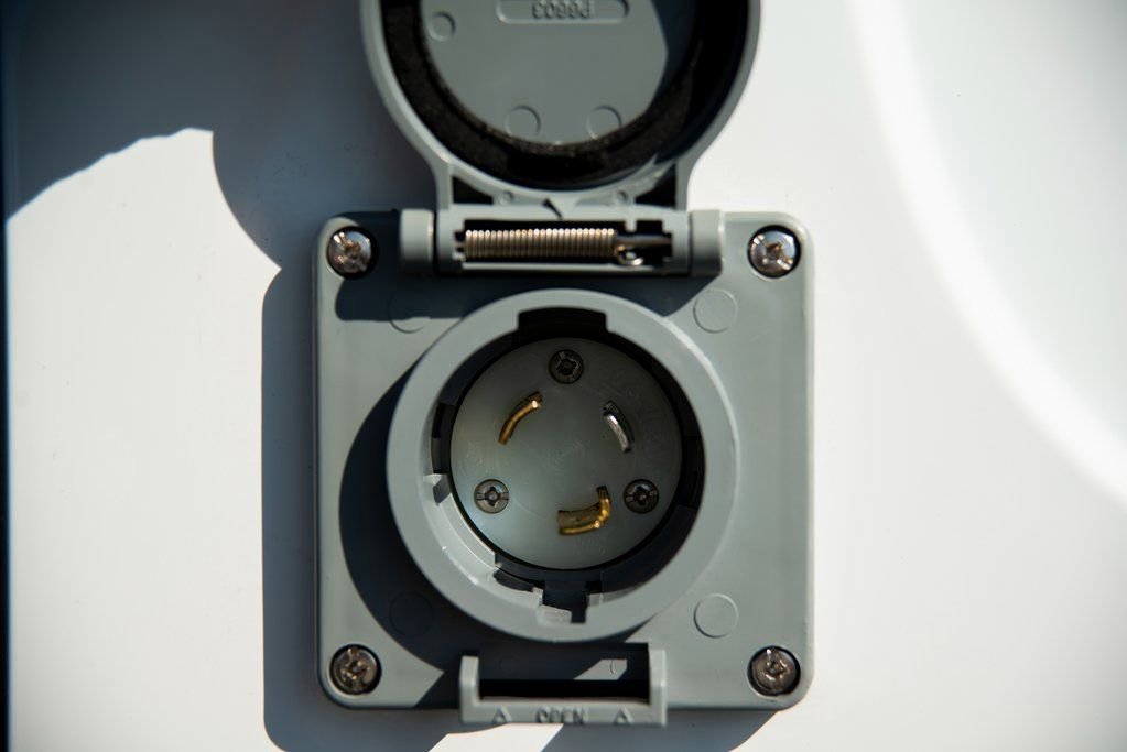 Used 2024 Mercedes-Benz Sprinter 144 Cargo image 26