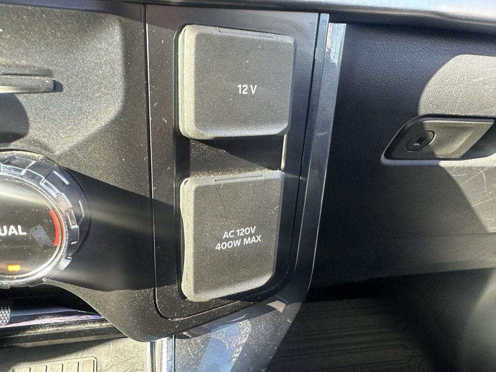 Used 2022 Ford F150 Lariat w/ Equipment Group 502A High image 20