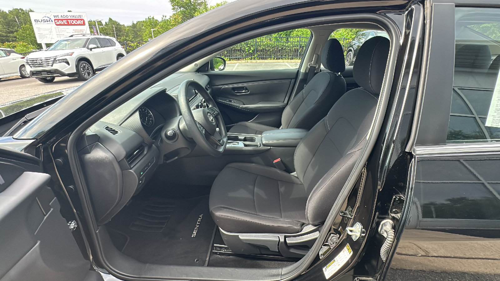 Used 2024 Nissan Sentra S FWD image 11