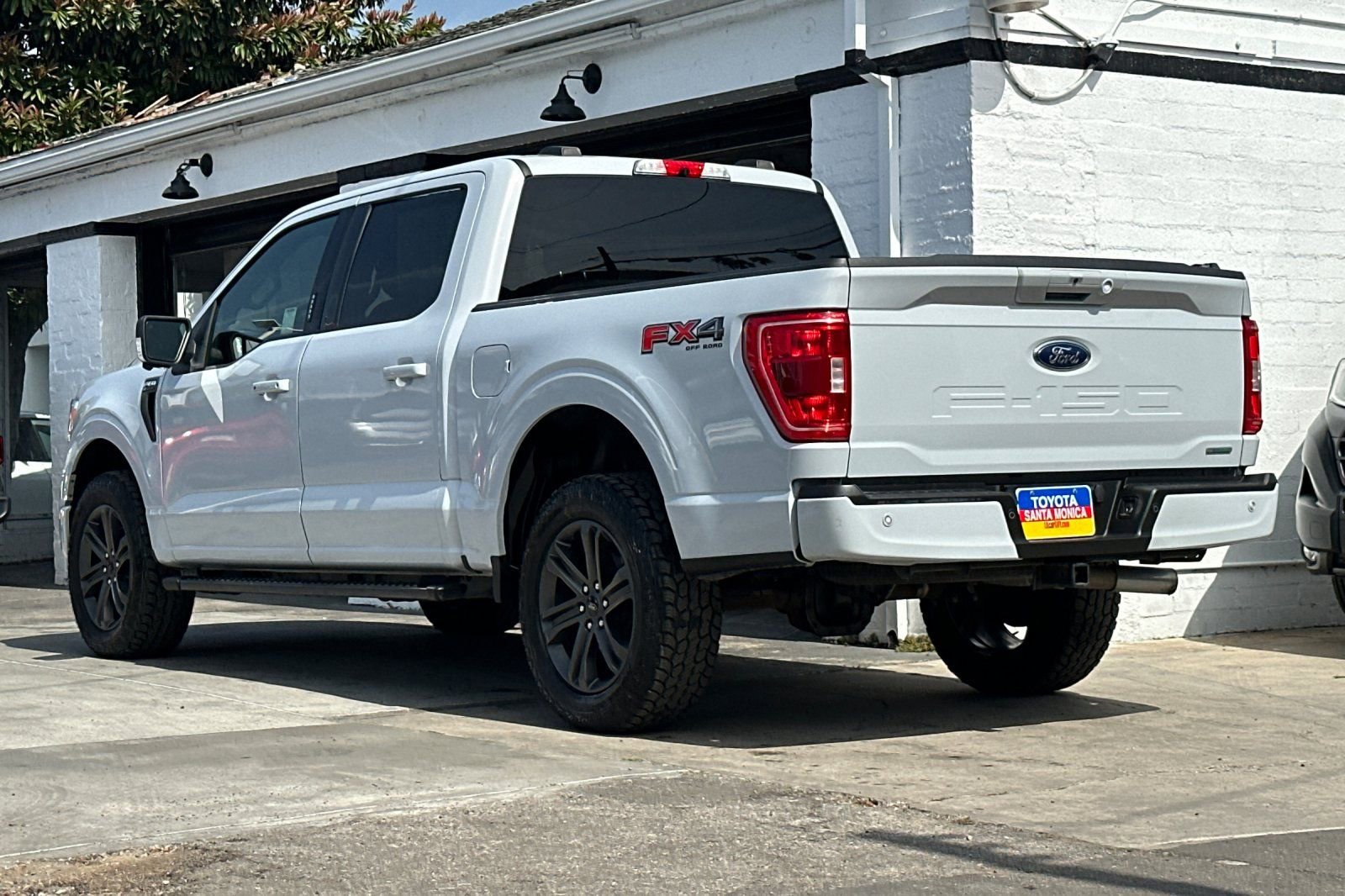 Used 2021 Ford F150 XLT w/ Equipment Group 302A High image 6