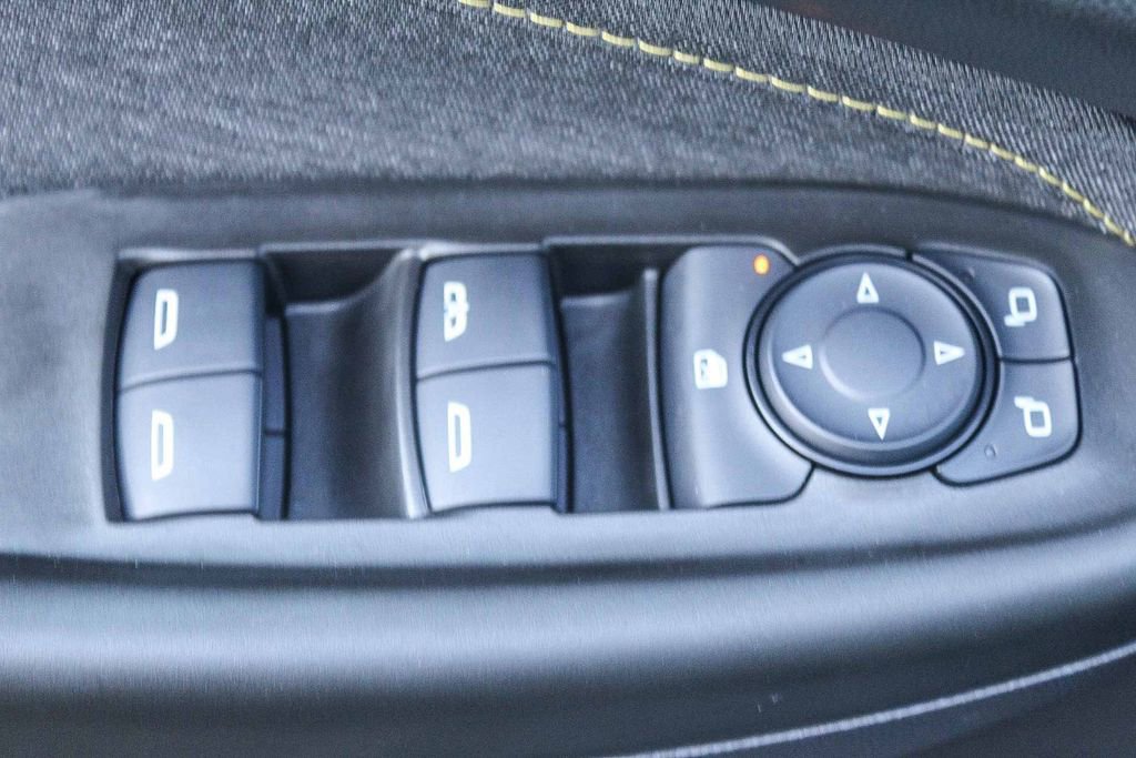 Used 2025 Chevrolet TrailBlazer ACTIV w/ Driver Confidence Package image 20