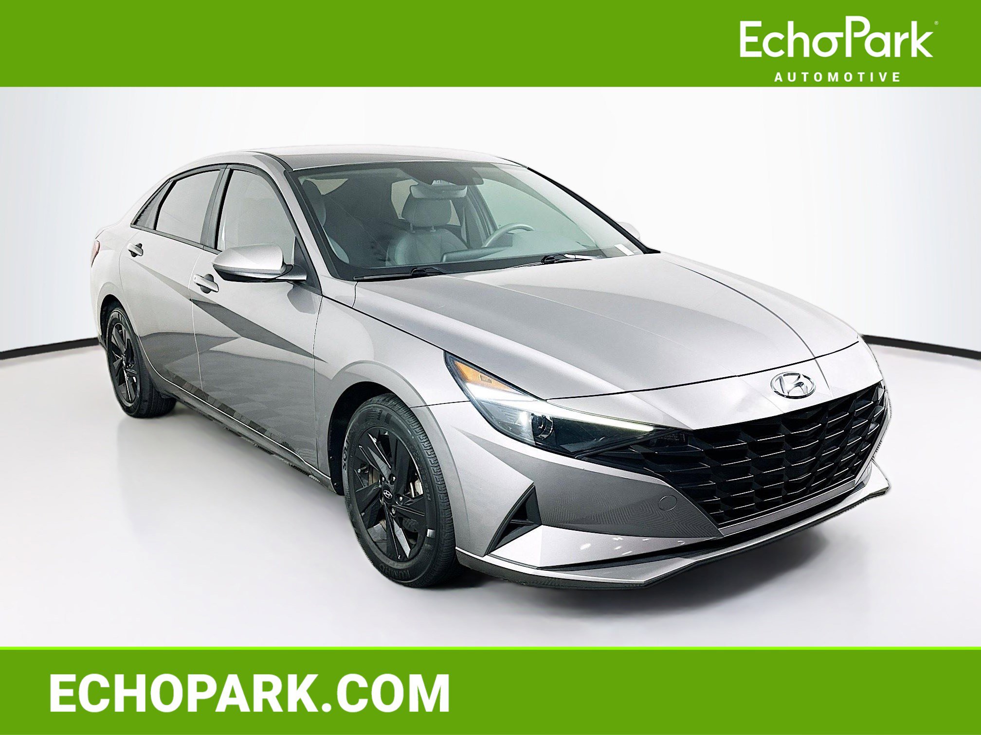 Used 2022 Hyundai Elantra SEL FWD image 1