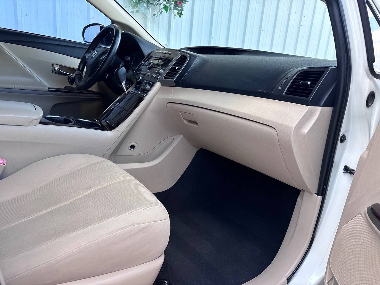 Used 2009 Toyota Venza w/ Security Pkg FWD image 13