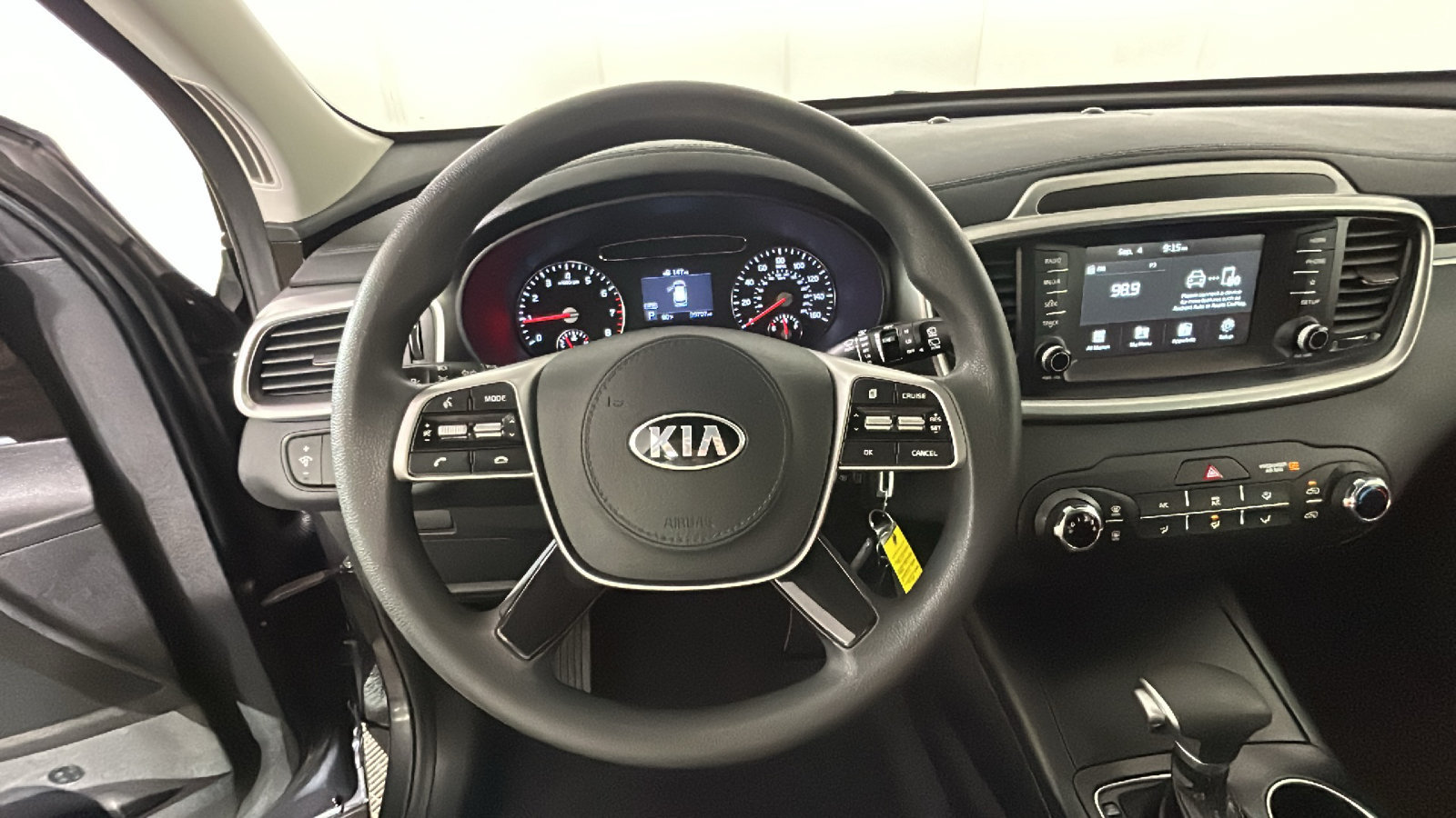 Used 2020 Kia Sorento AWD V6 image 18