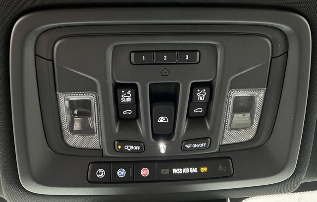 Used 2024 Chevrolet Silverado 2500 ZR2 w/ Technology Package image 44