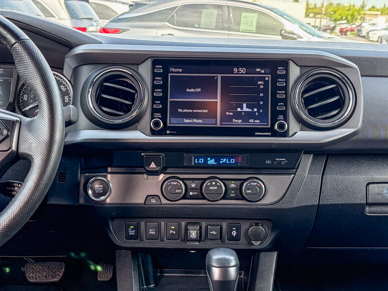 Used 2021 Toyota Tacoma TRD Sport w/ Technology Package image 12