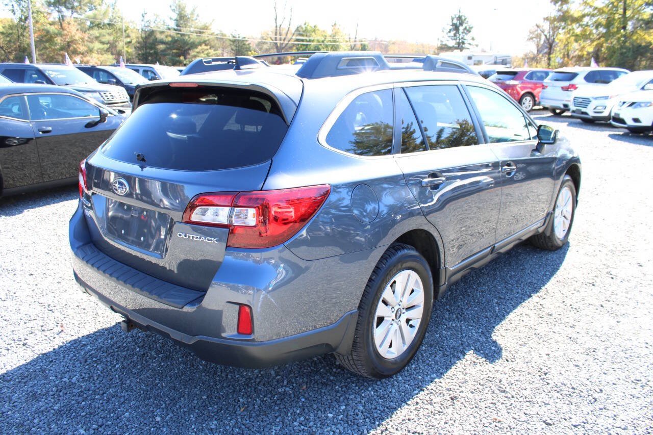Used 2016 Subaru Outback 2.5i Premium AWD/4WD image 7