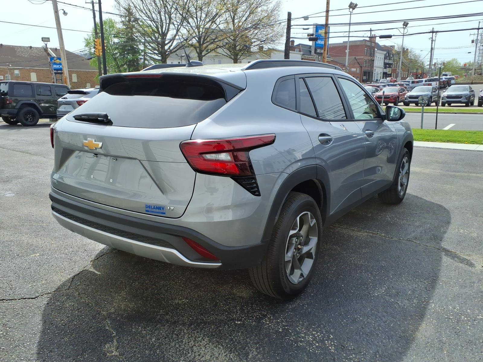 Certified 2026 Chevrolet Trax LT w/ Driver Confidence Package FWD image 5