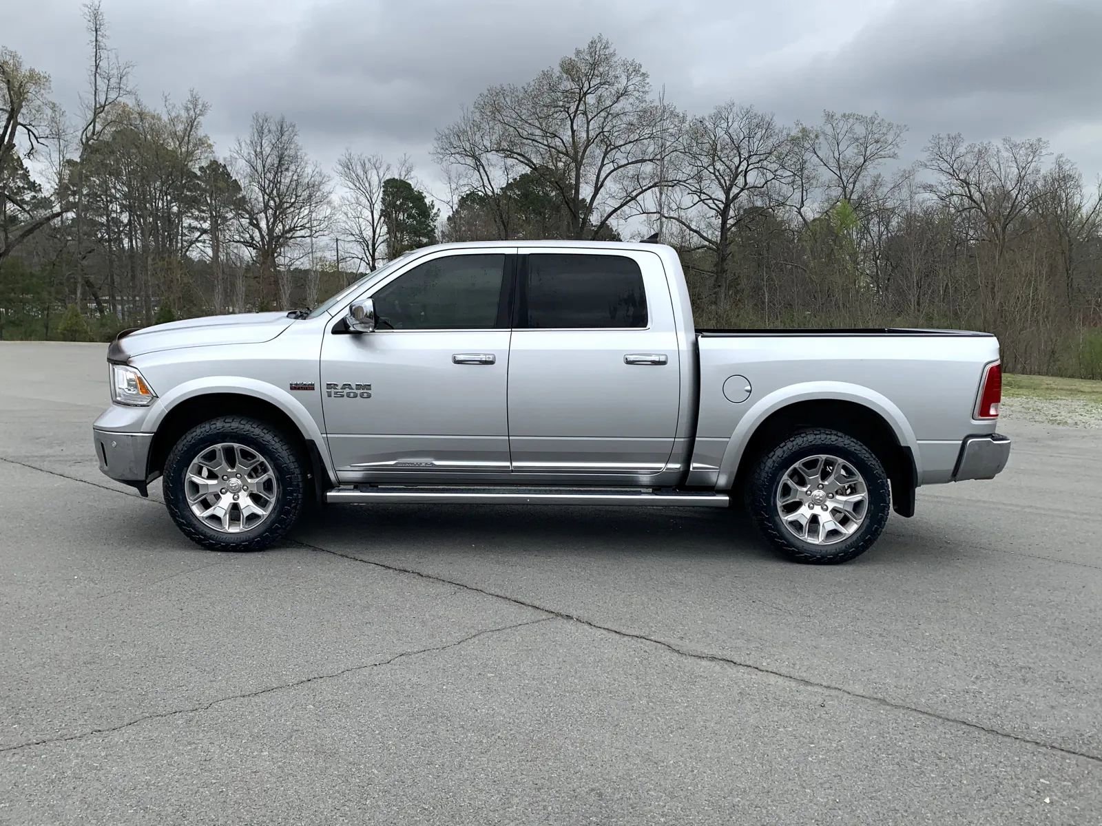Used 2017 RAM 1500 Limited AWD/4WD image 4