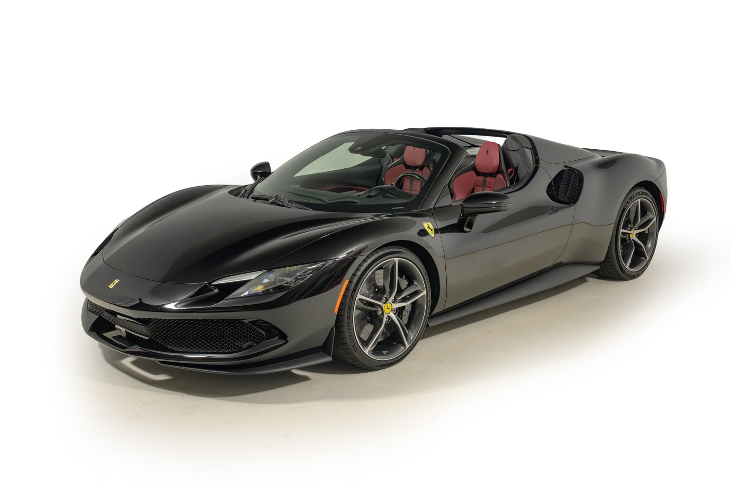Used 2024 Ferrari 296 GTS RWD image 2