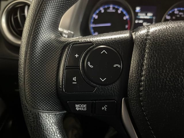 Used 2018 Toyota RAV4 LE w/ All Weather Liner Package AWD/4WD image 22