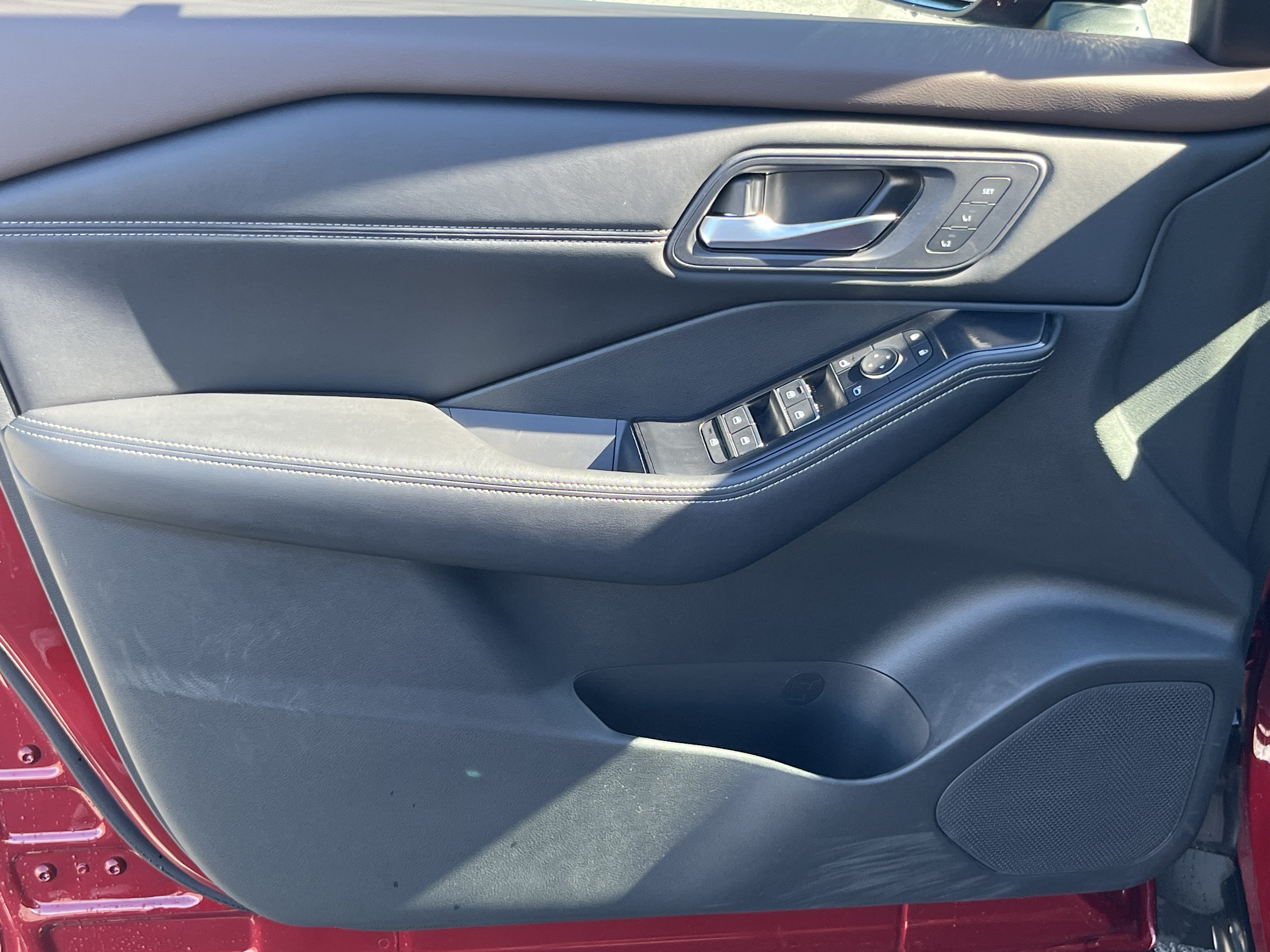 Used 2023 Nissan Rogue SL w/ SL Premium Package AWD/4WD image 21