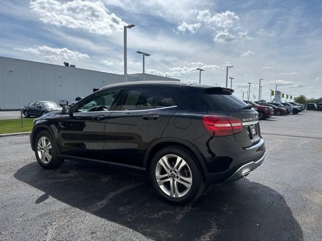Used 2018 Mercedes-Benz GLA 250 4MATIC image 4