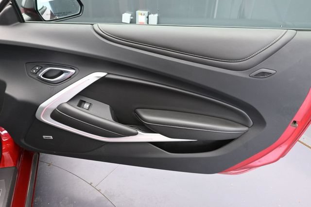 Used 2022 Chevrolet Camaro SS RWD image 31