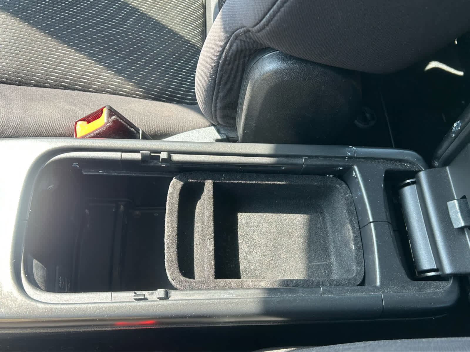 Used 2014 Dodge Journey SXT w/ Flexible Seating Group FWD image 32