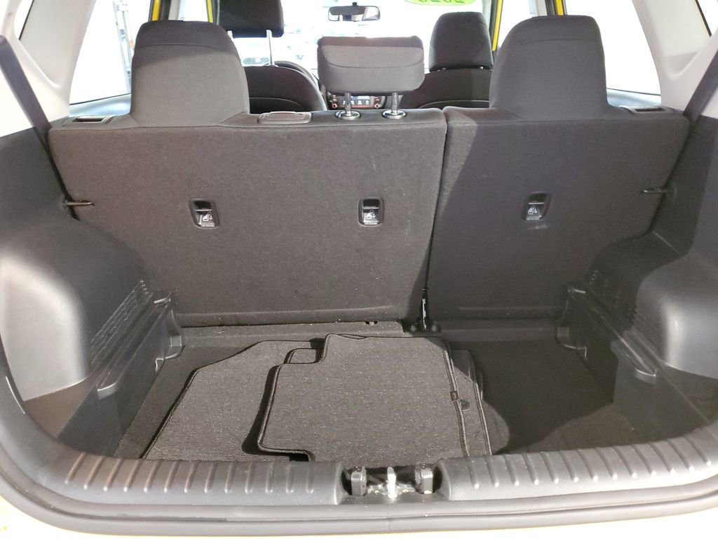 Used 2020 Kia Soul LX FWD image 8