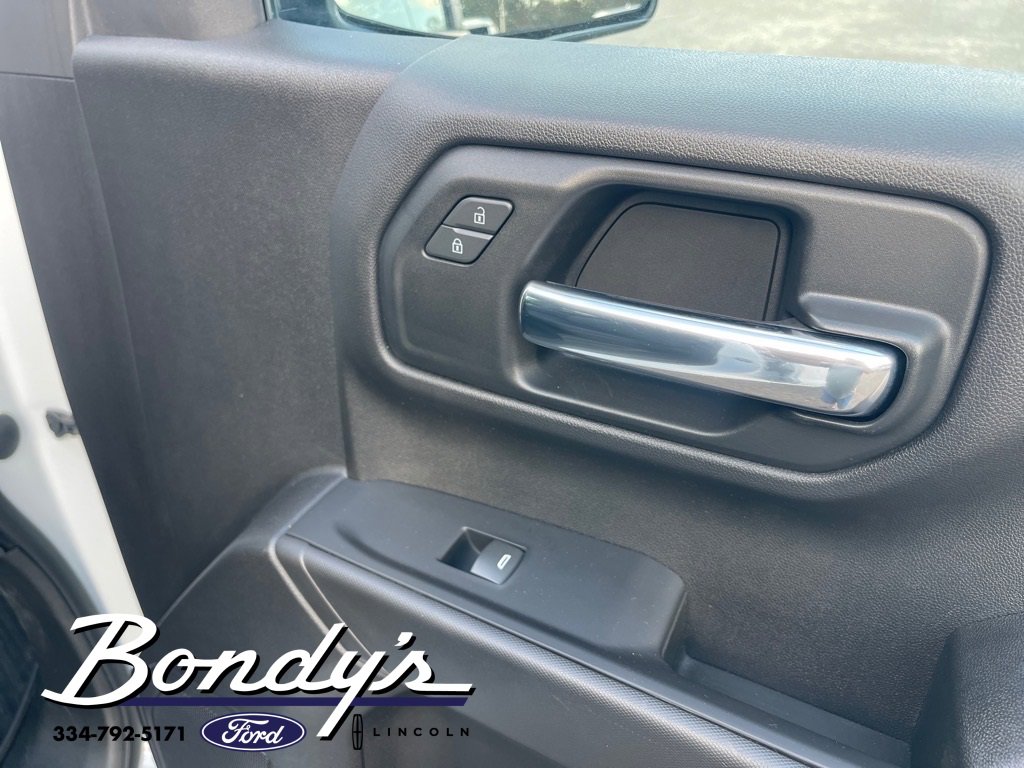 Used 2022 Chevrolet Silverado 1500 Custom w/ Safety Confidence Package image 24