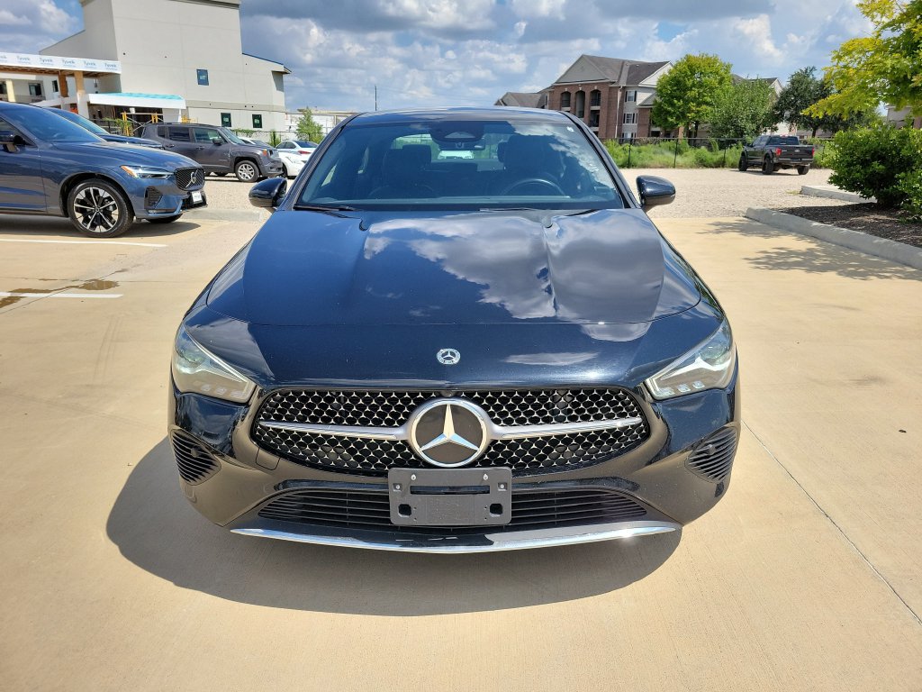 Used 2025 Mercedes-Benz CLA 250 4MATIC image 2