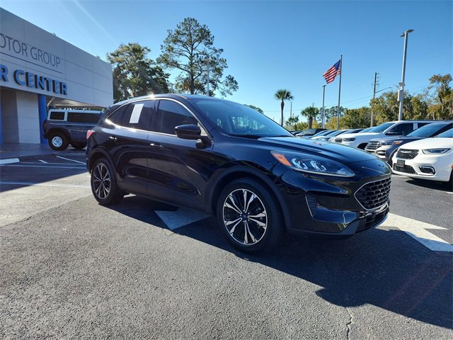 Certified 2022 Ford Escape SE w/ SE Sport Appearance Package