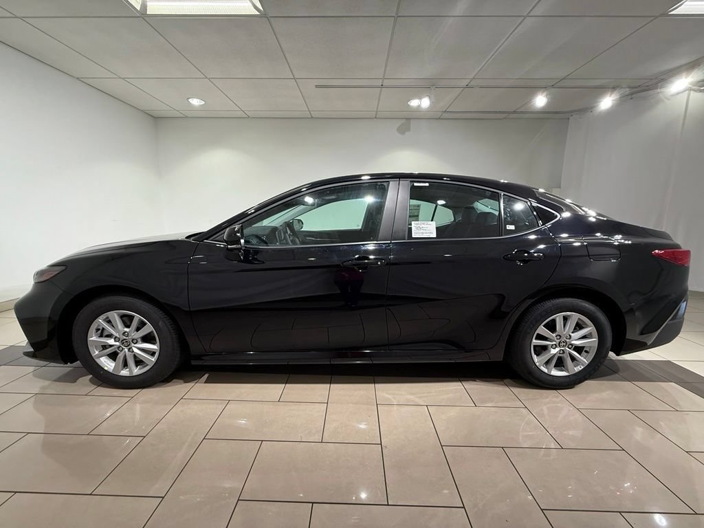 New 2026 Toyota Camry LE FWD image 2
