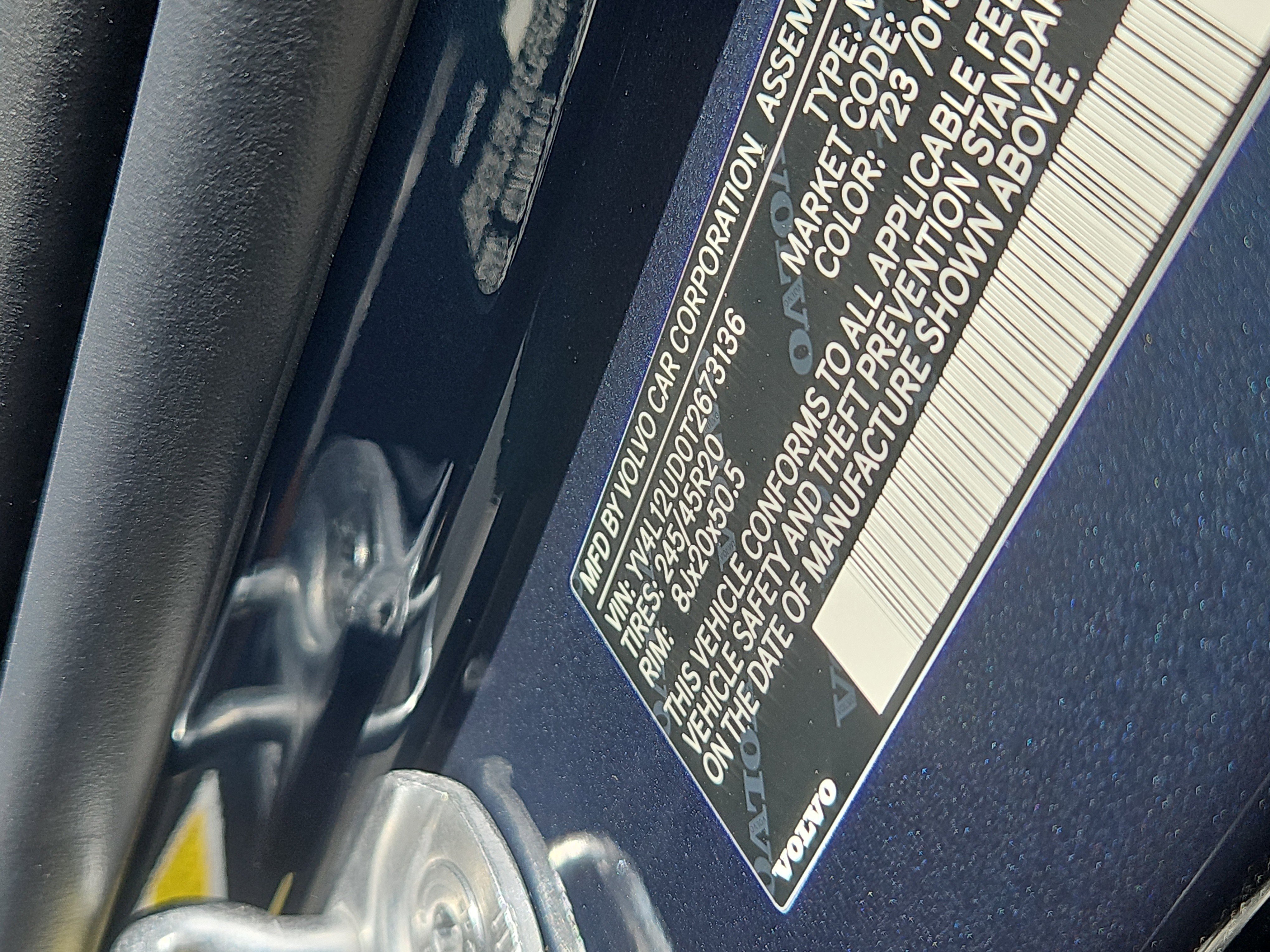 New 2026 Volvo XC40 B5 Ultra w/ Protection Package Premier image 5