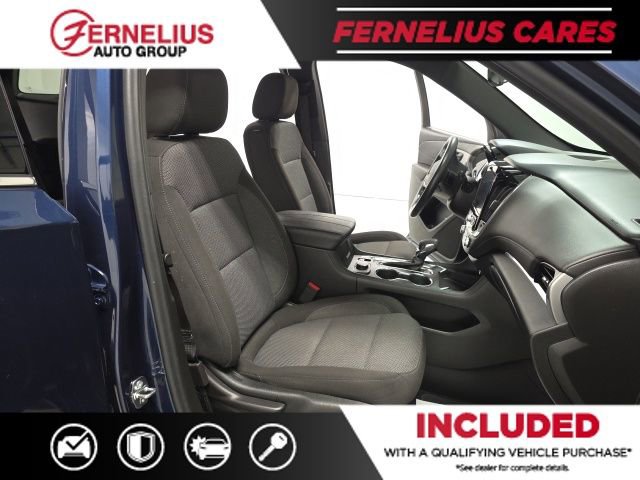 Used 2023 Chevrolet Traverse LT image 18
