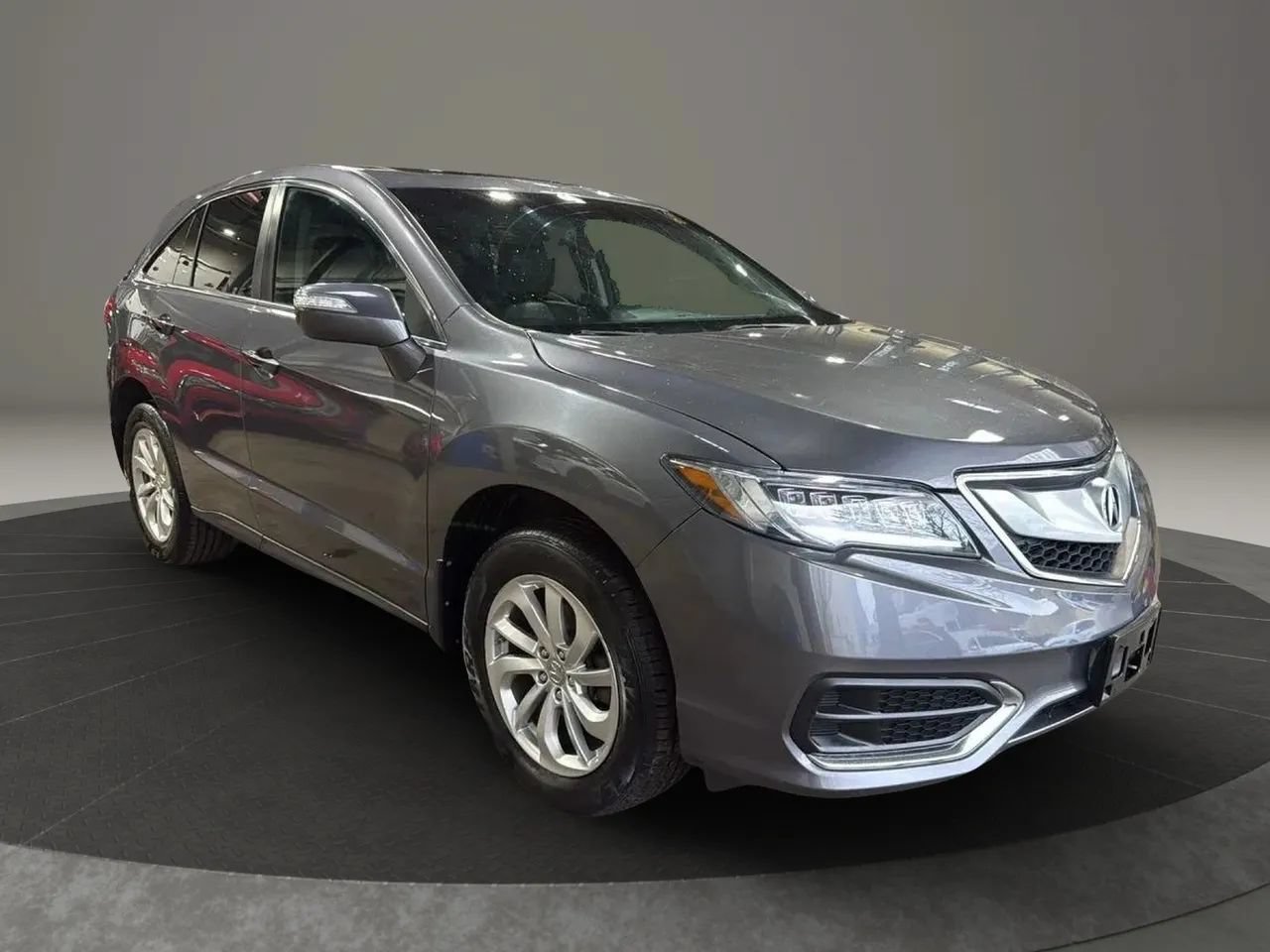 Used 2017 Acura RDX AWD image 3