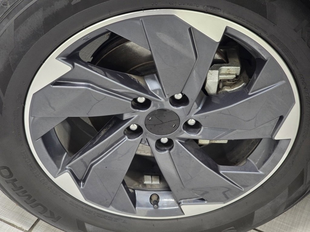 Used 2024 Nissan Rogue SV image 7