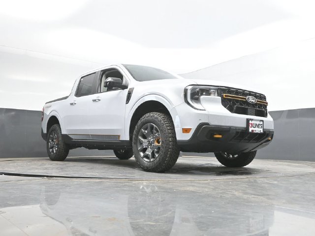 Used 2025 Ford Maverick Tremor AWD/4WD image 49