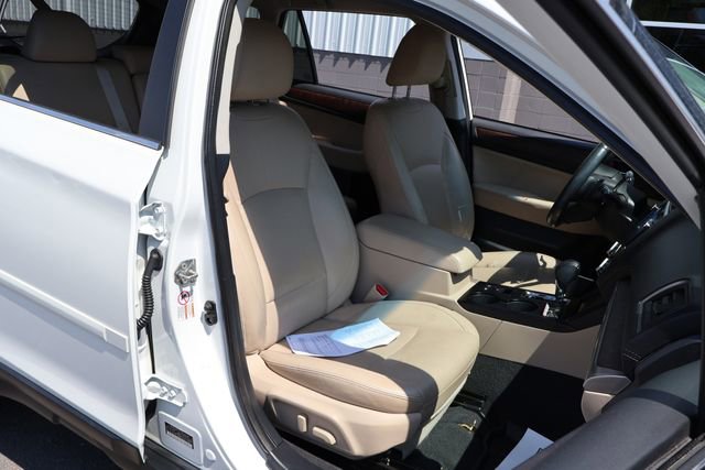 Used 2019 Subaru Outback 2.5i Limited AWD/4WD image 24