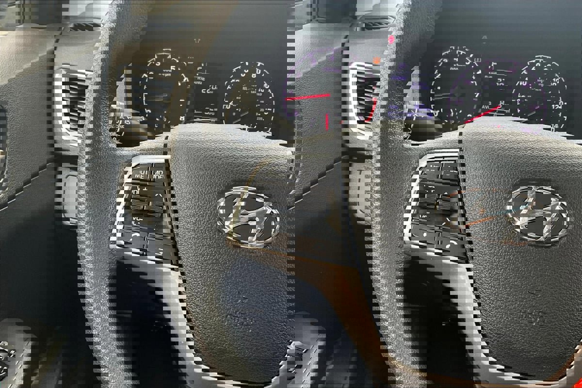 Used 2021 Hyundai Accent SE image 18