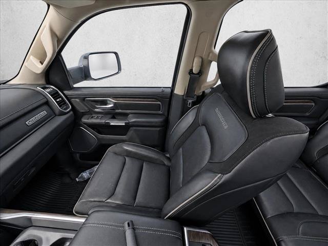 Used 2019 RAM 1500 Laramie AWD/4WD image 16