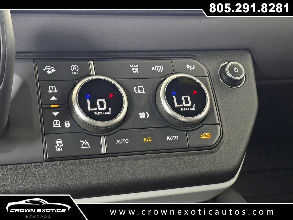 Used 2023 Land Rover Defender 130 SE AWD/4WD image 32