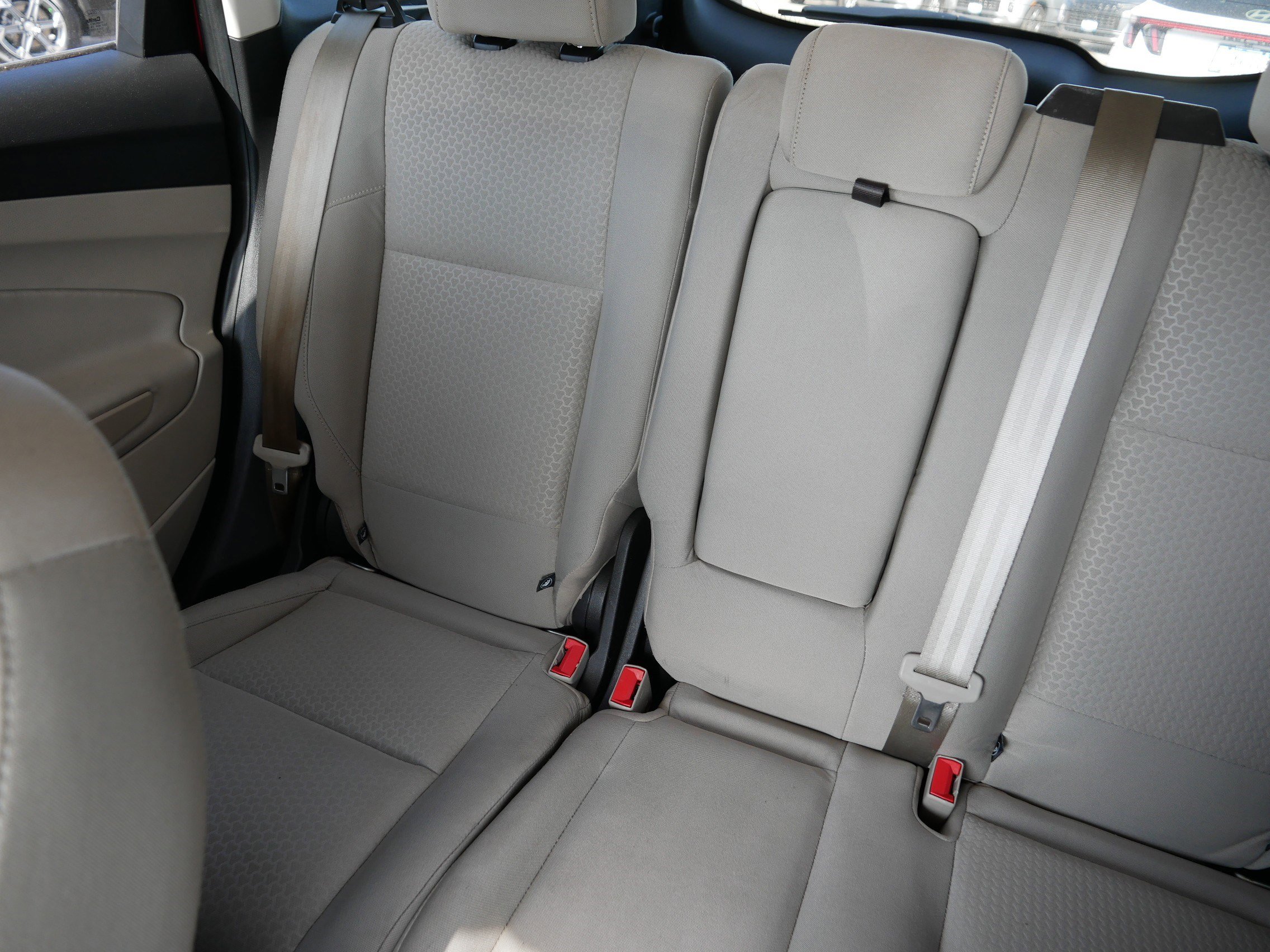 Used 2018 Ford Escape SE image 12