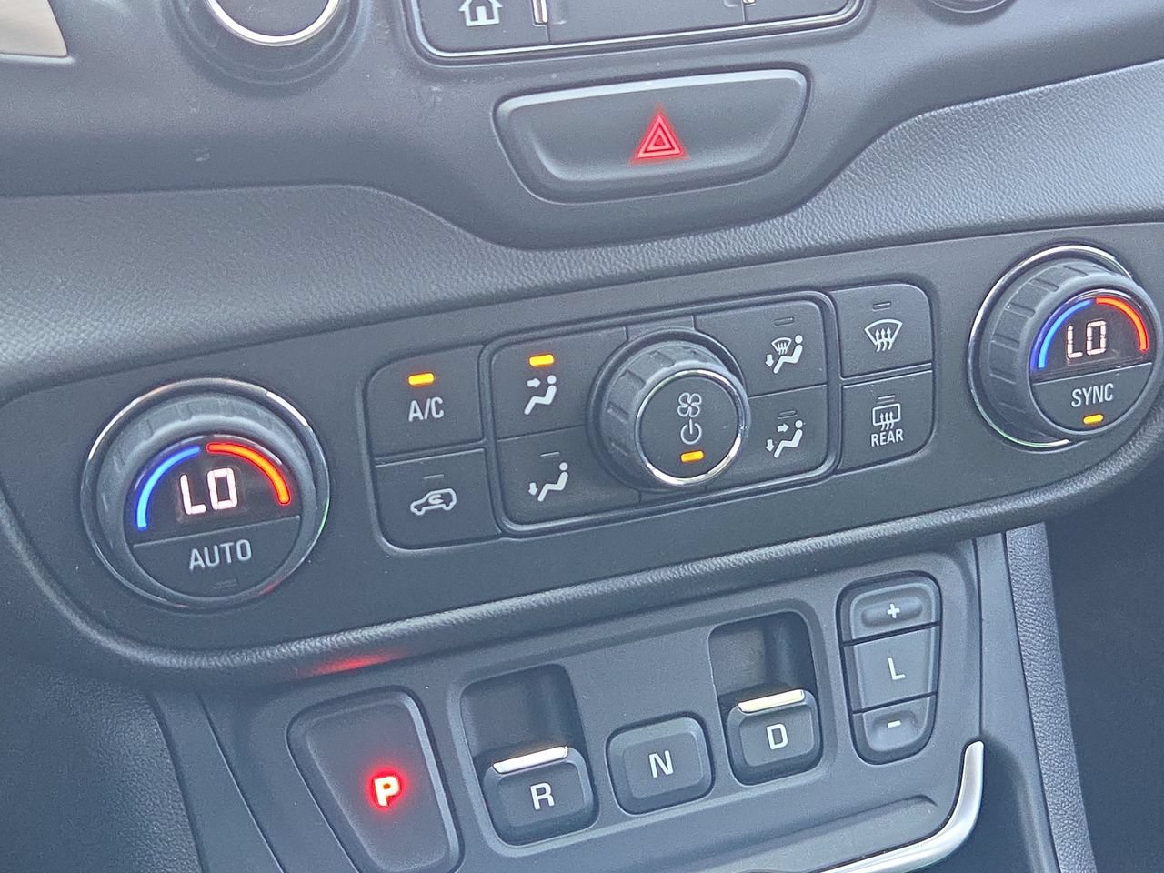 Used 2019 GMC Terrain SLT w/ Preferred Package FWD image 44